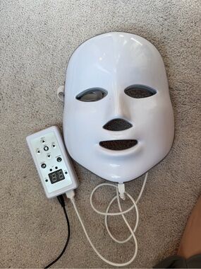LED Facial Therapy Mask - White
